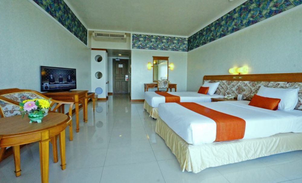 Deluxe Sea View (Tower Wing, Park Wing), Pattaya Park Beach Resort 3*