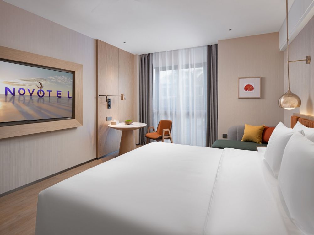 Standard King Room, Novotel Sanya Bay Yatai 5*