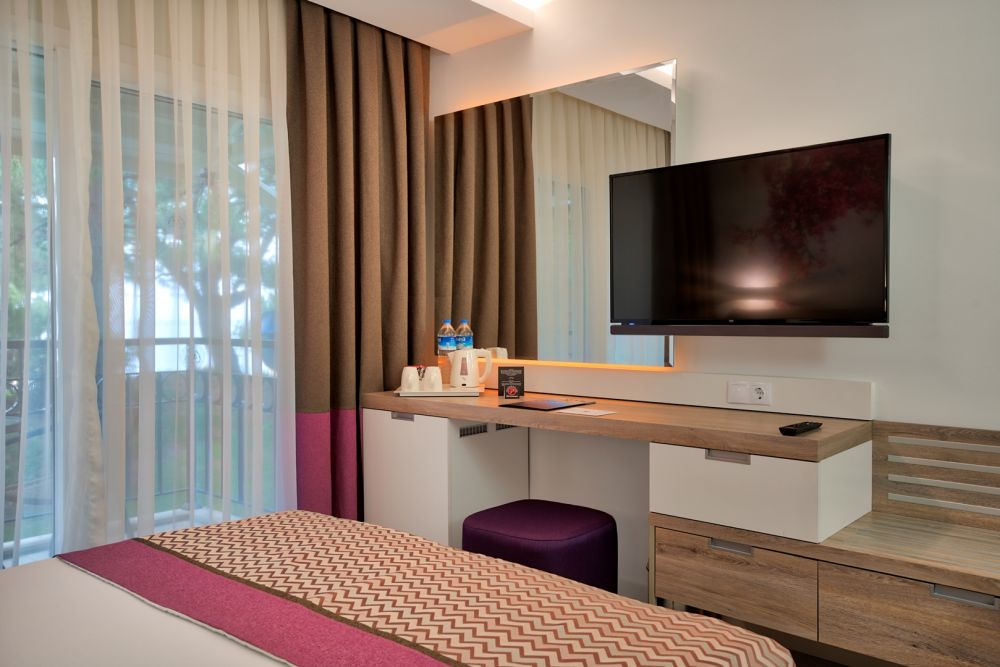 Standard Room, Pirates Beach Club 5*
