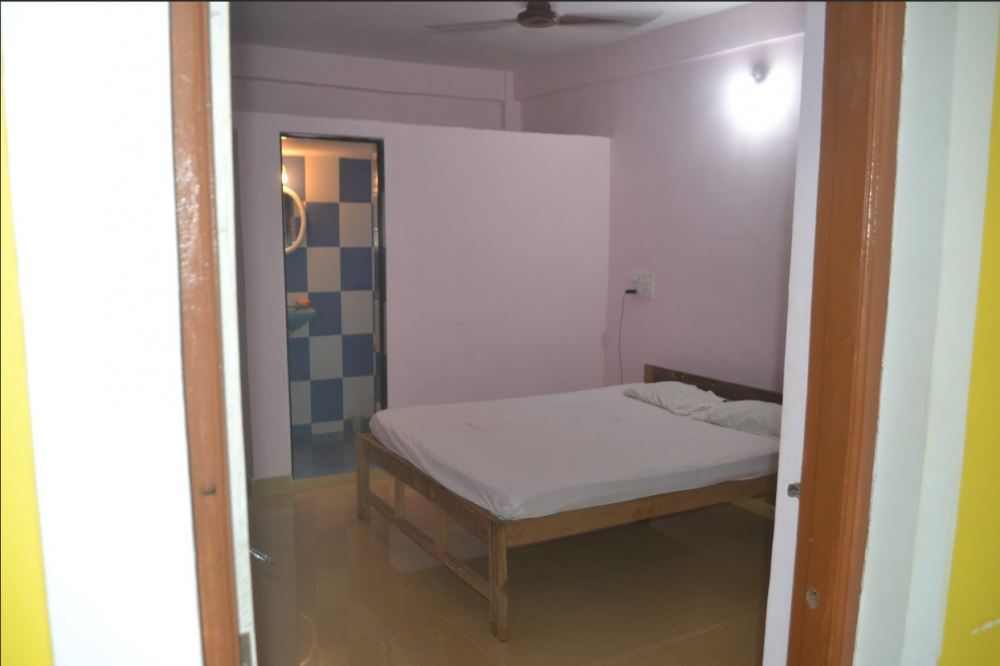 Standard Non AC, Ivon Guest House 