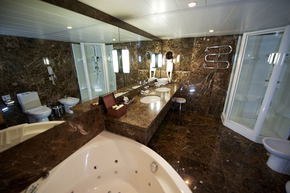 Presidential Suite, Adams Beach Hotel 5*