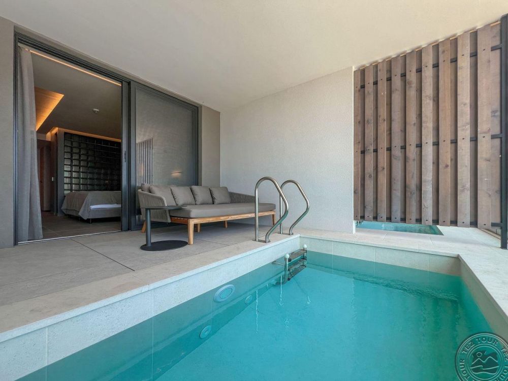 Deluxe Swim Up 16+, Grifid Hotel Noa 5*