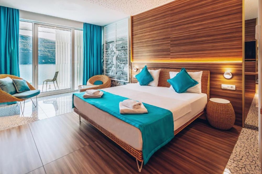 Deluxe Family Room, Carine Hotel Kumbor (ex. Iberostar Selection) 4*