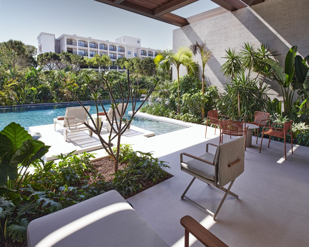 Lagoon Swim Up 1+1, Voyage Kundu 5*