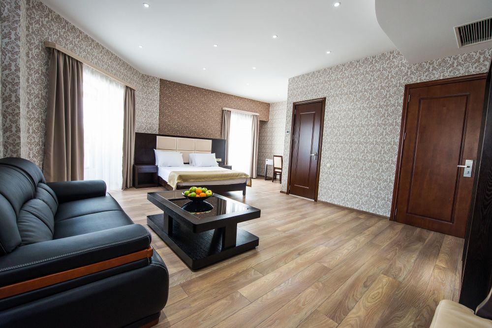 Suite, Tbilisi Inn 4*