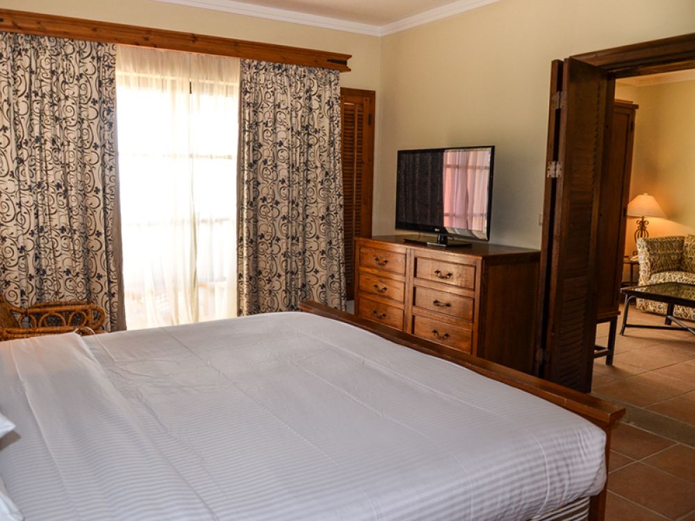Executive Suite/ Suite, Sharm Plaza (еx. Crowne Plaza Resort) 4*