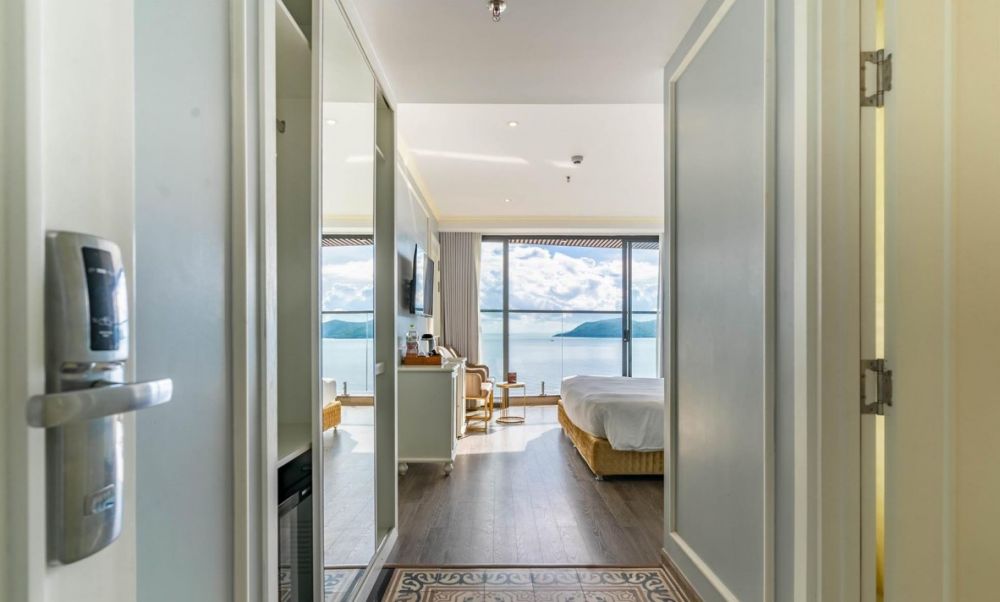 Deluxe Ocean View, La Vague Hotel 3*