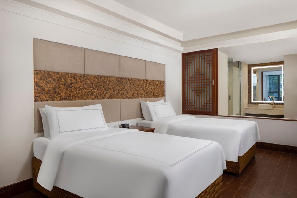 Swiss Superior King/Twin bed room with private swimming pool (ex.Small Pool Room), Swissotel & Grand Mercure Sanya Yalong Bay 5*