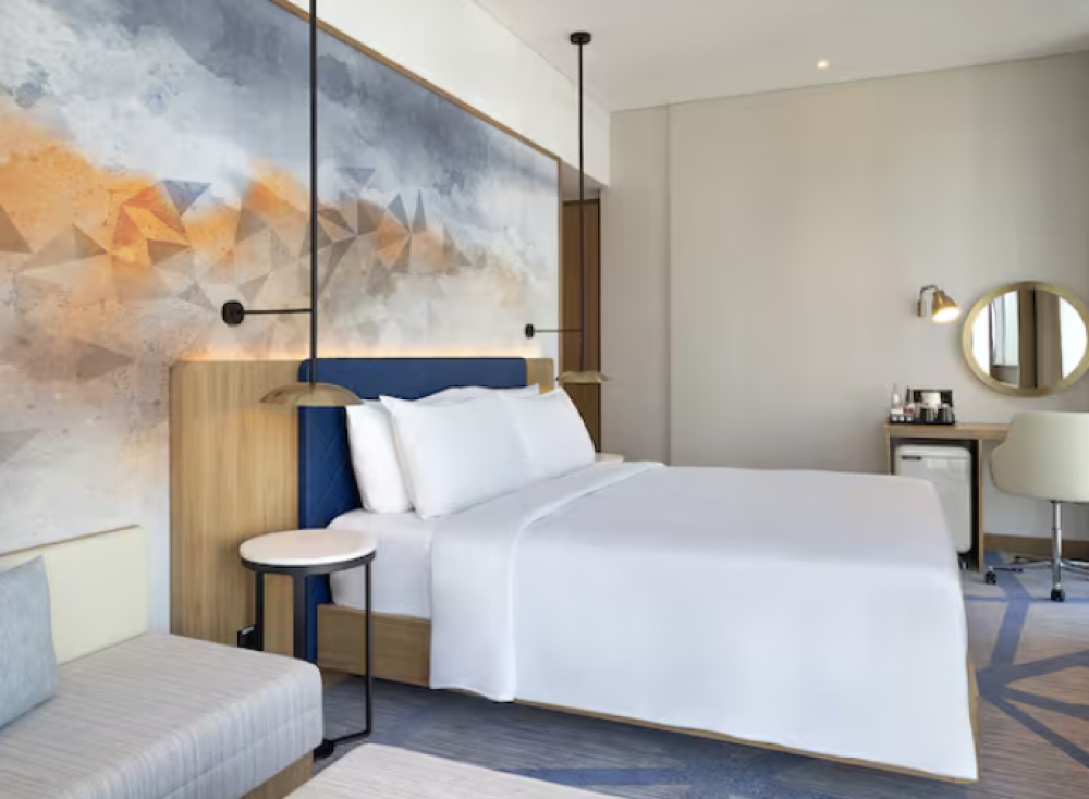 King Corner Room, Hilton Garden Inn Dubai Business Bay 4*