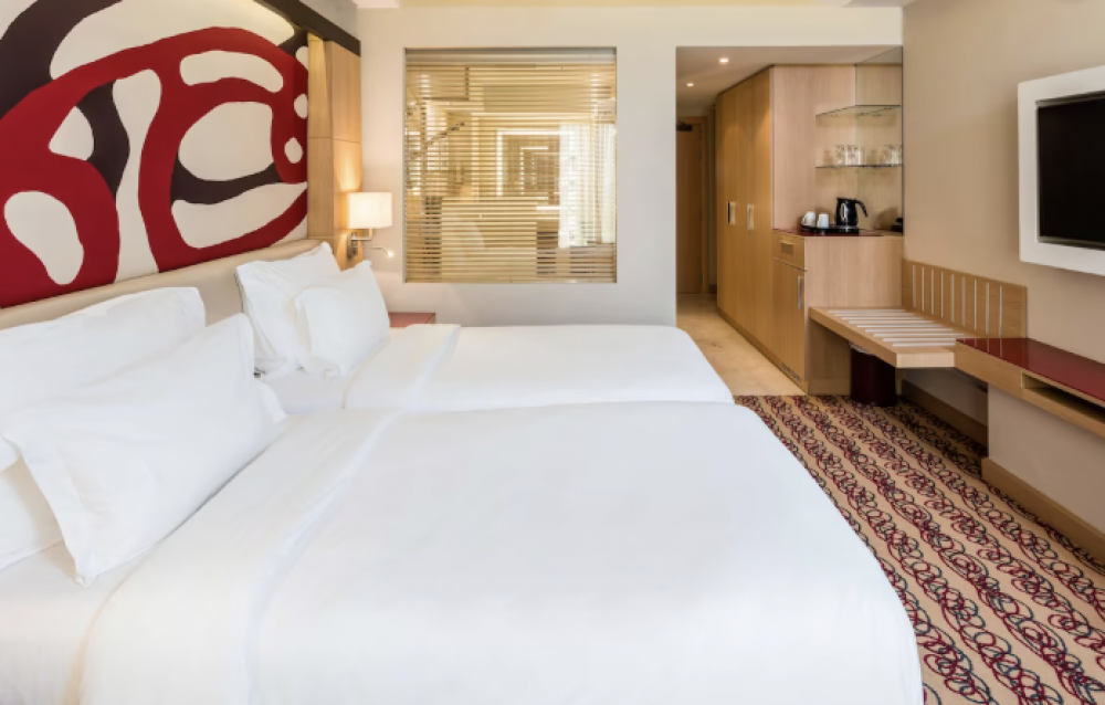 Standard Room, Radisson Blue Hotel Doha 5*