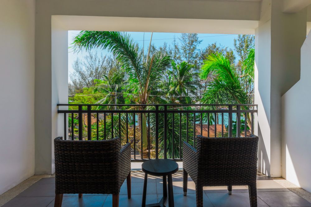 1 King Premium, Holiday Inn Resort Phuket Karon Beach (ex. Destination Resorts Phuket Karon Beach) 4*
