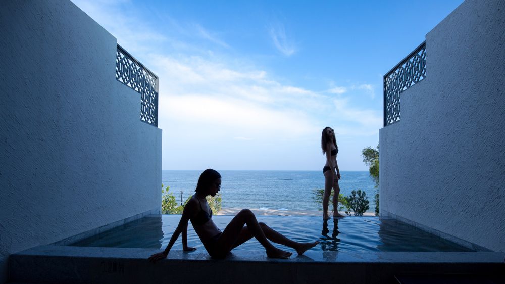 Beachfront Club Pool Suite, Baba Beach Club Hua Hin 5*