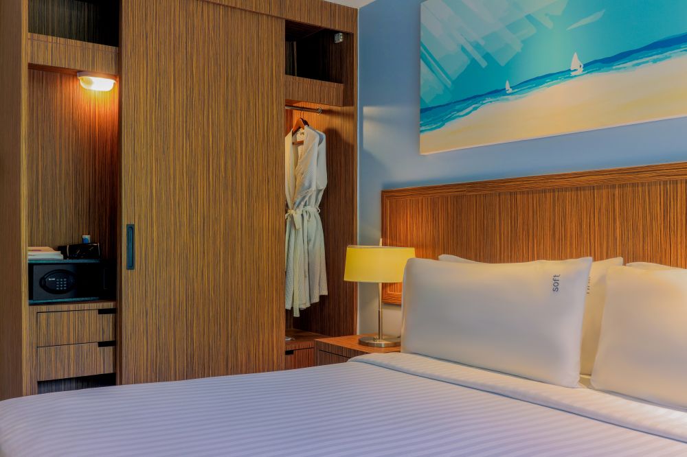 Standard, Holiday Inn Resort Phuket Surin Beach (ex. Destination Resorts Phuket Surin Beach) 4*