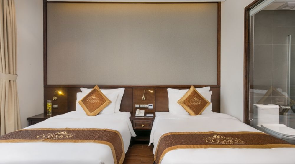 Deluxe CV, Cosmos Hotel Danang 3*