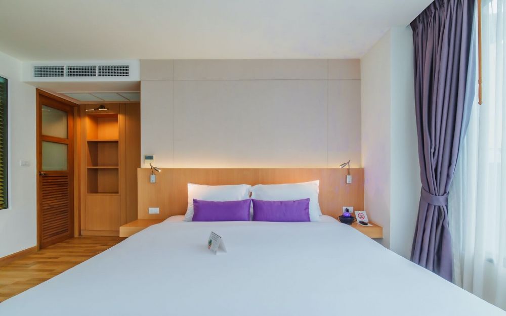 Executive Suite – Mountain View, The Lunar Patong 4*