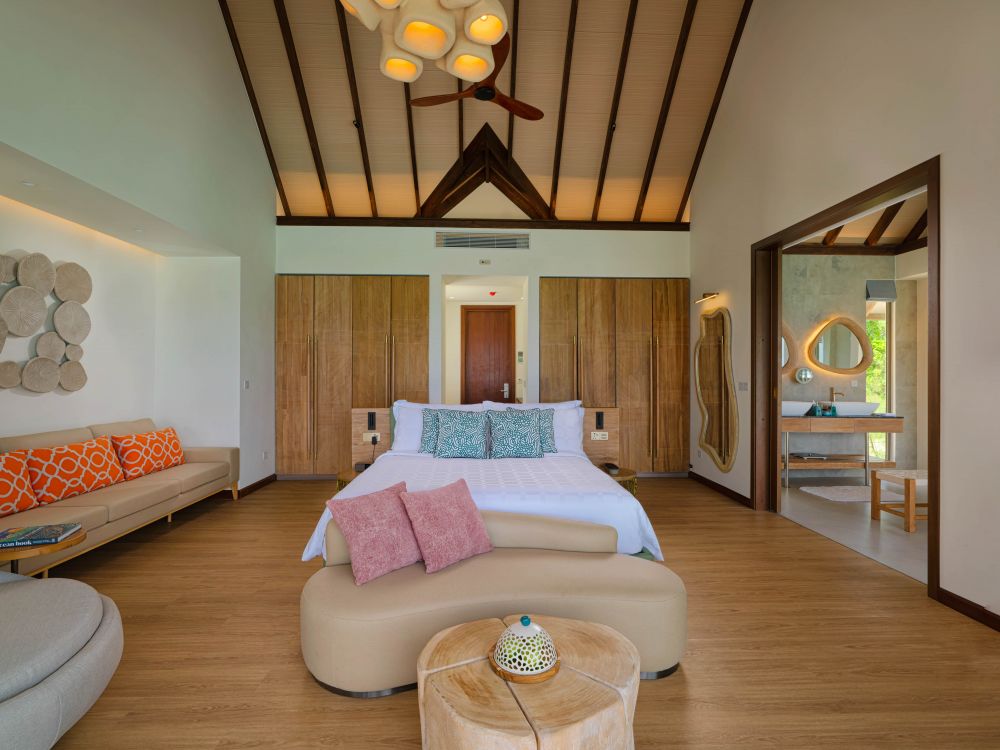 Semi-Ocean Pool Villa, Meyyafushi Maldives 5*