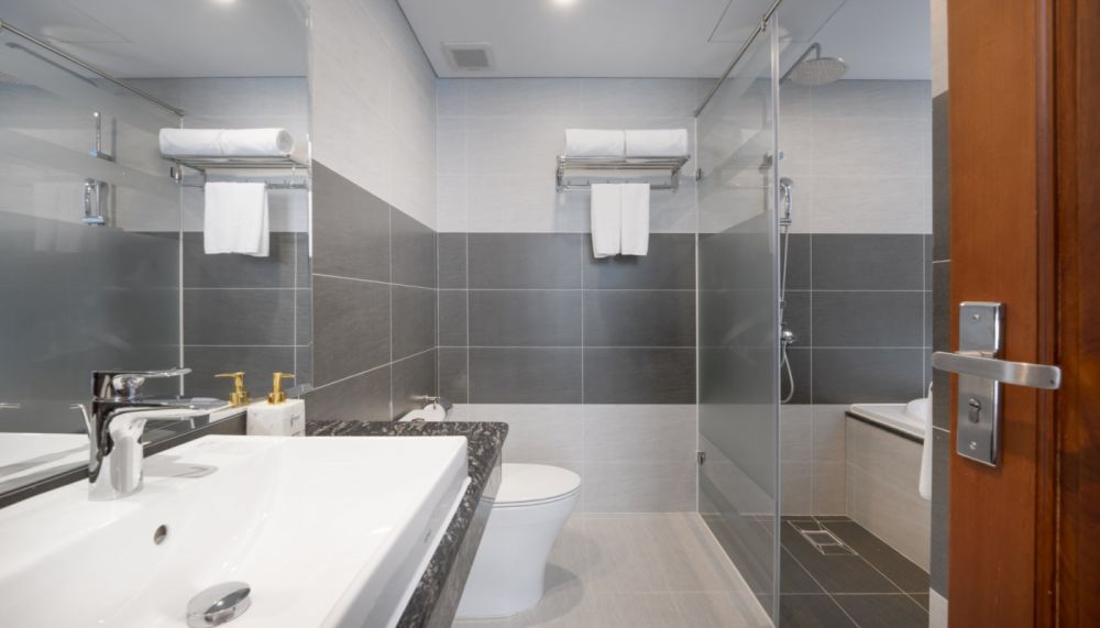 Deluxe Double with Bathtub, Monalisa Luxury Hotel 3*