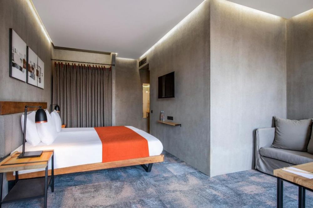 Cozy, Iota 5*