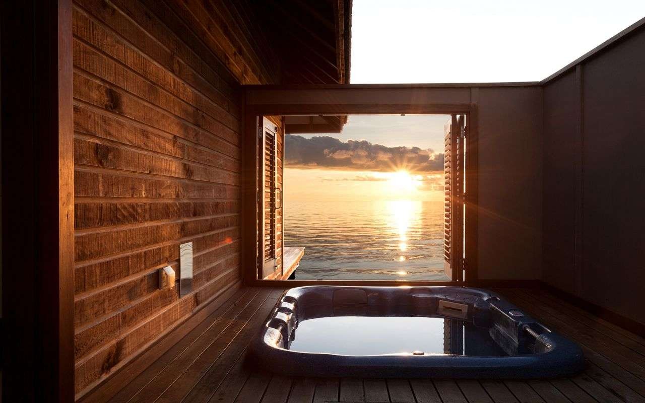 Ocean Jacuzzi Villa, Veligandu Island Resort 5*