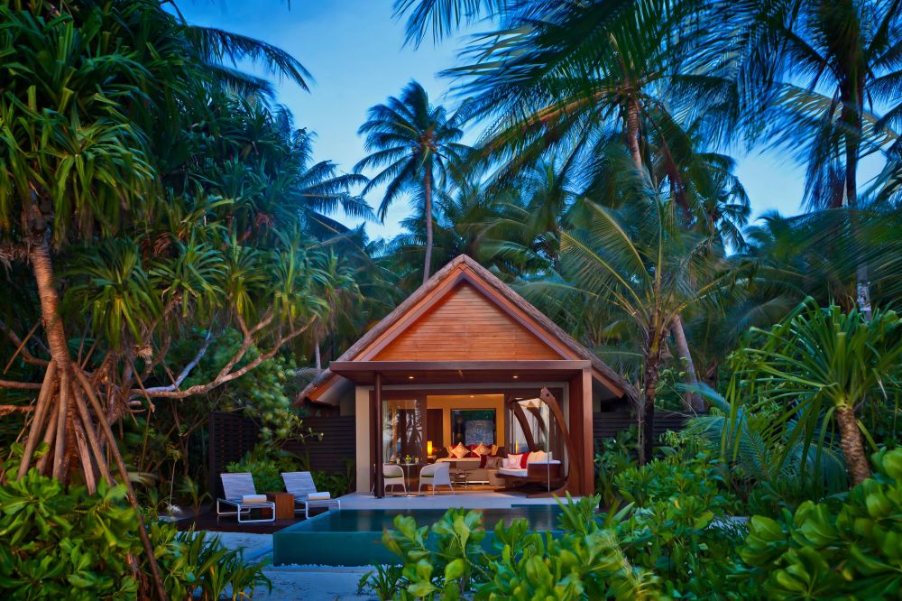 Beach Pool Villa, Niyama Private Island Maldives 5*