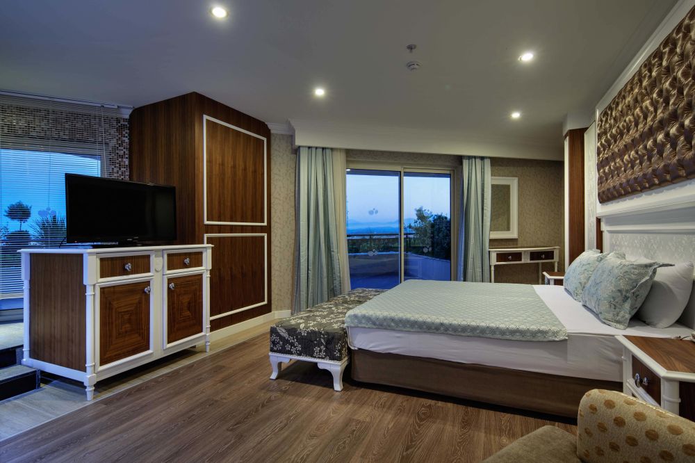 Honeymoon Suite, Crystal Sunset Pearl Collection (ex.Crystal Sunset Luxury Resort) 5*