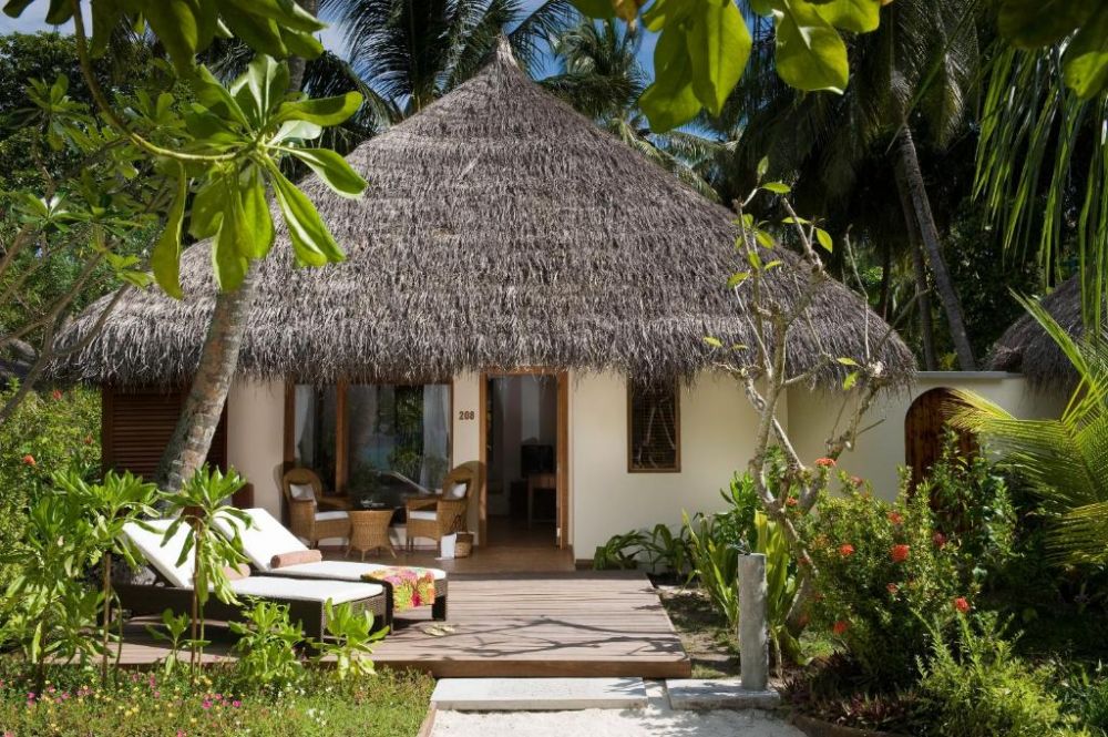 Deluxe Beach Villa, Niva Kuramathi Maldives (ex. Kuramathi Maldives) 4*