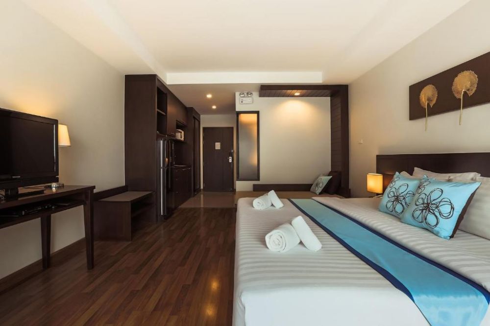 Grand Deluxe (East Wing), Fifth Jomtien 4*