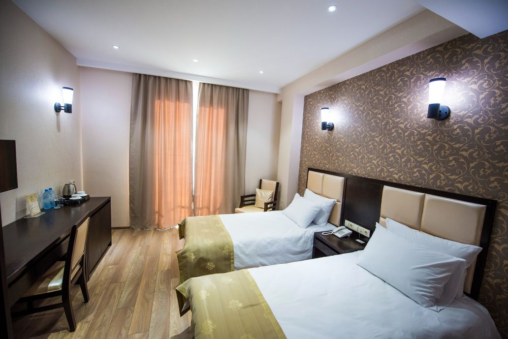 Twin Room, Tbilisi Inn 4*