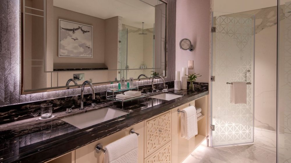 Royal Island Three-Bedroom Suite, The St. Regis Marsa Arabia Island, The Pearl Qatar 5*