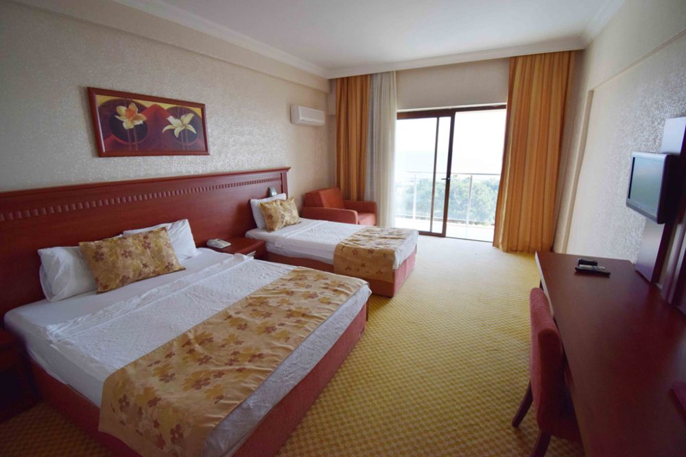Standard Room, Hotel Laphetos Beach 5*