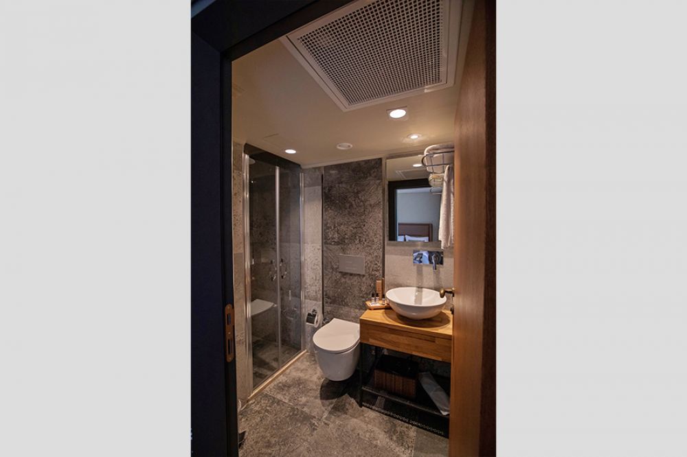 Standard, Root Karakoy Bosphorus Hotel & Spa (ex. Root Karakoy Hotel) 4*