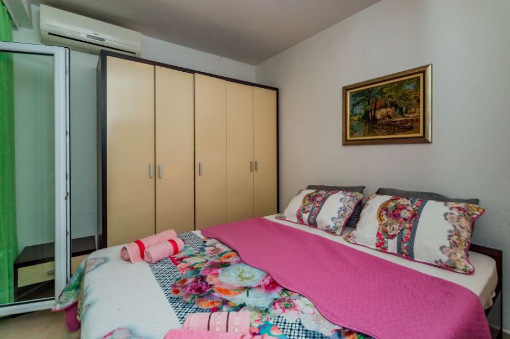 APP 04+1 2 bedroom, Andric Apartments 4*