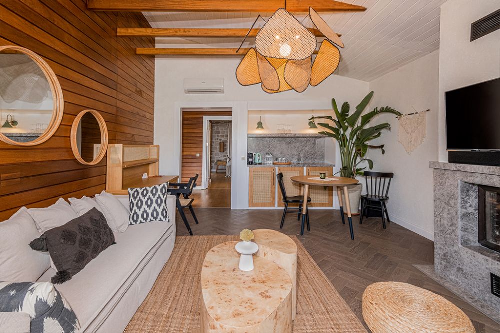 Bergamot Deluxe Suite Room, Kimera Lounge Hotel 