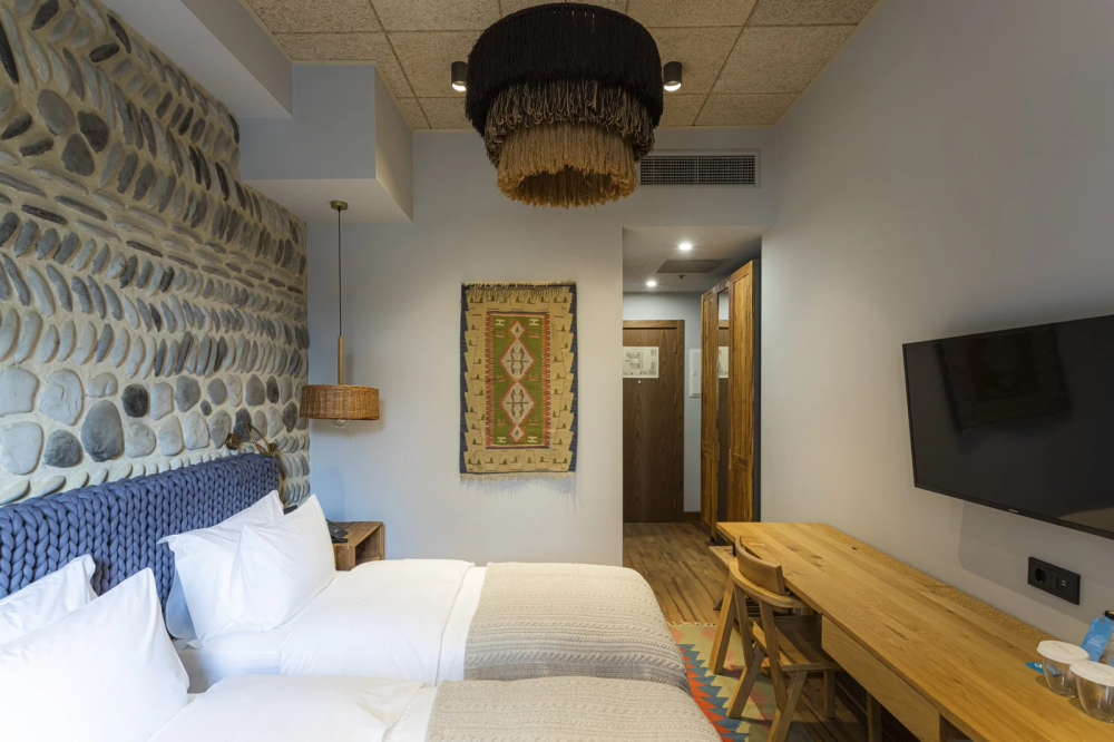 Standard (a block), Khedi Hotel 4*