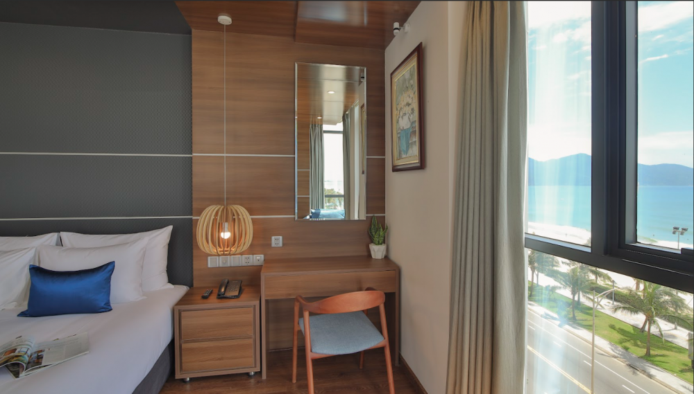 Beachfront Oasis, Haian Beach Hotel & Spa 4*