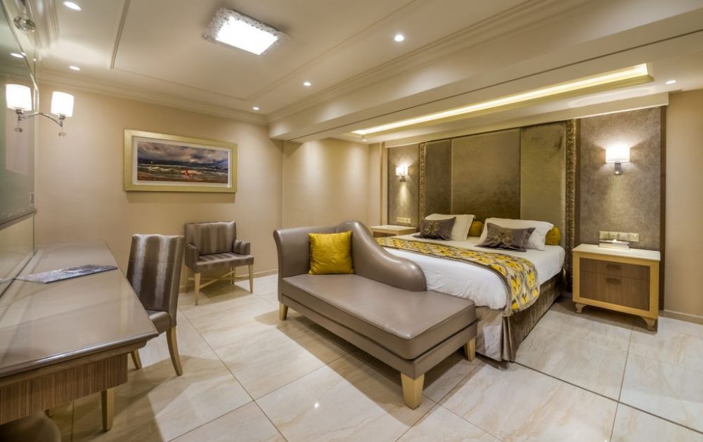 Queen Suite, Adams Beach Hotel 5*
