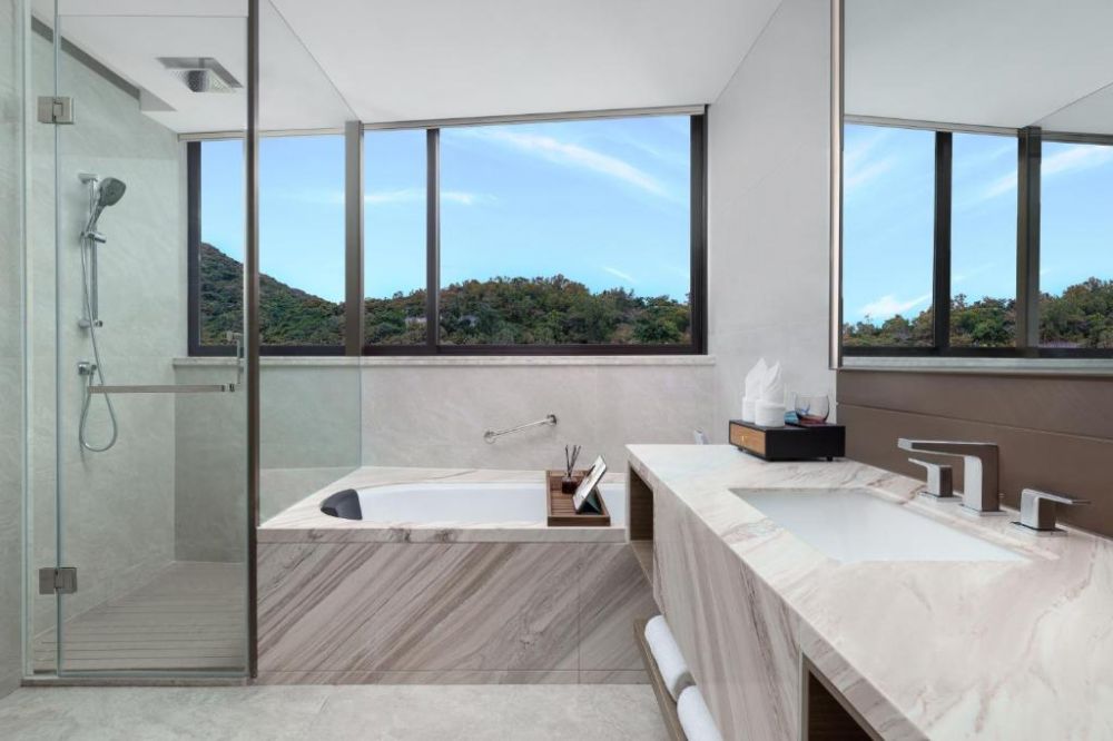 Two-Bedroom Executive Seaview, Ascott Dadonghai Bay Sanya 5*