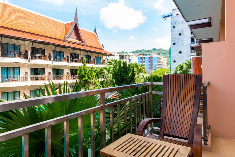 Grand Deluxe PV, Nipa Resort 4*