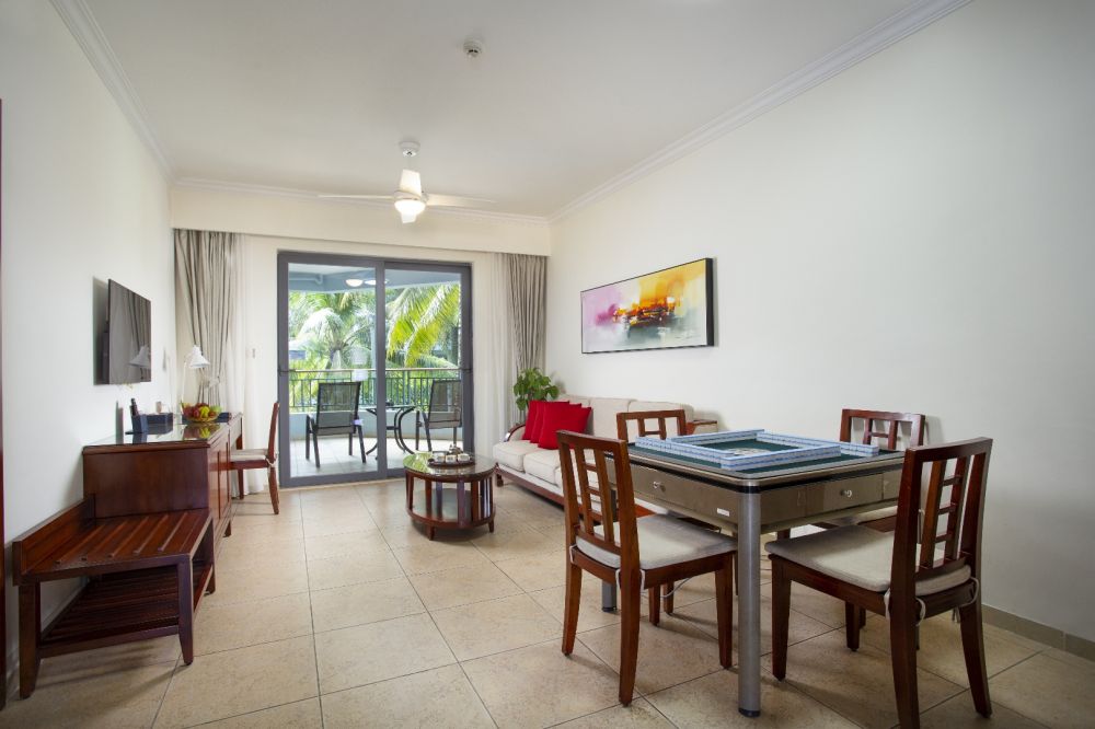 Pool View Garden Two-bedroom Suite, Tianze Beach Resort 4*