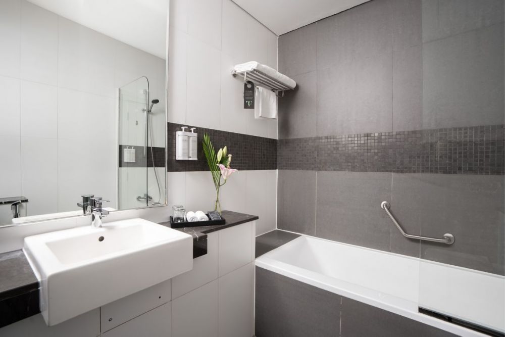 Superior Room High Floor, with Soluna Beach Club Access, The First Collection Marina, Dubai, A Tribute Portfolio Hotel 4*