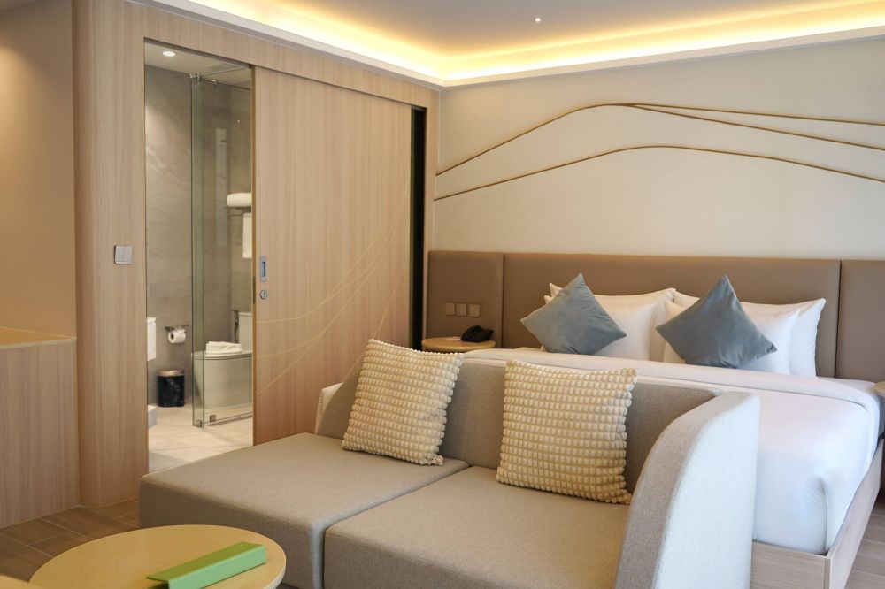Deluxe Plus (Building 2), Wyndham Garden Naithon Phuket 5*