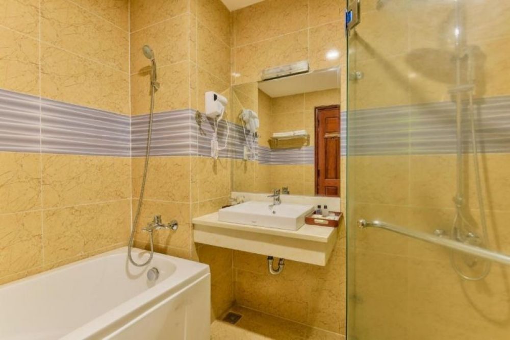 Deluxe Sea View, Sky Beach D20 Nha Trang 4*