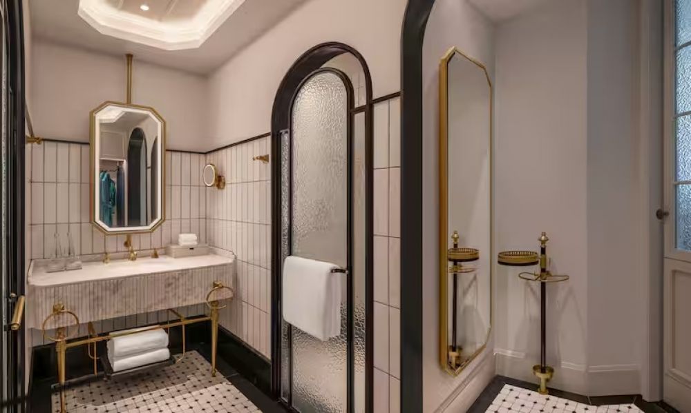 King Sorrento Aria Corner Suite, La Festa Phu Quoc, Curio Collection By Hilton 5*