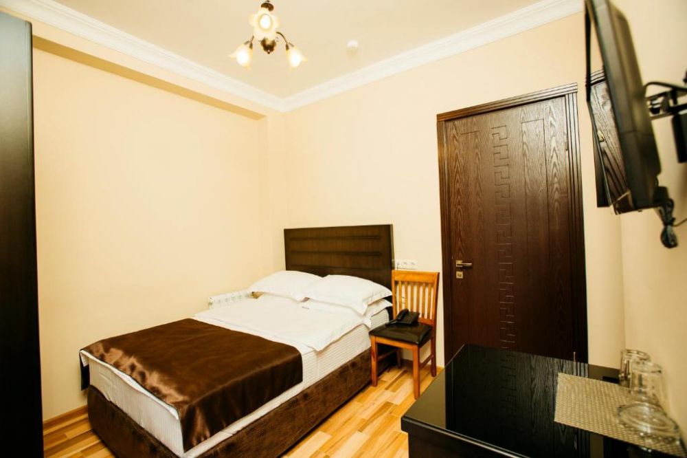 Economy Double City View, Pearl Of Sea 4*