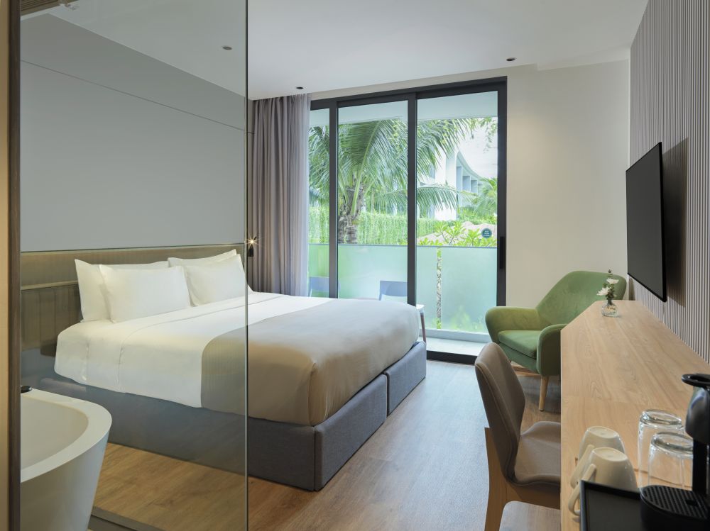 Deluxe, La Green Hotel & Residence 5*