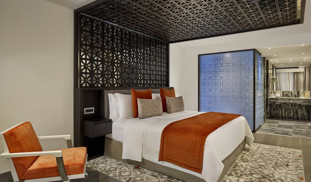The Signature Sea View Suite, Parklane, a Luxury Collection Resort & Spa 5*