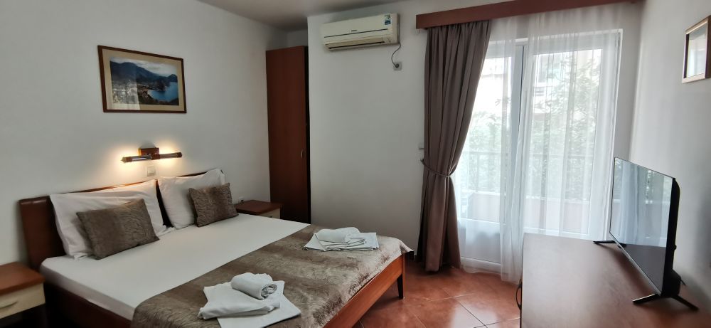 DBL room with balcony, Zec (ex. Neno) 3*