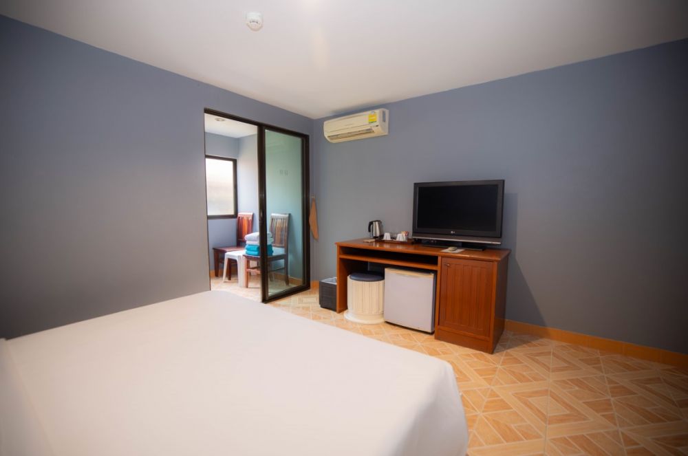 Standard, Baumanburi Hotel 3*