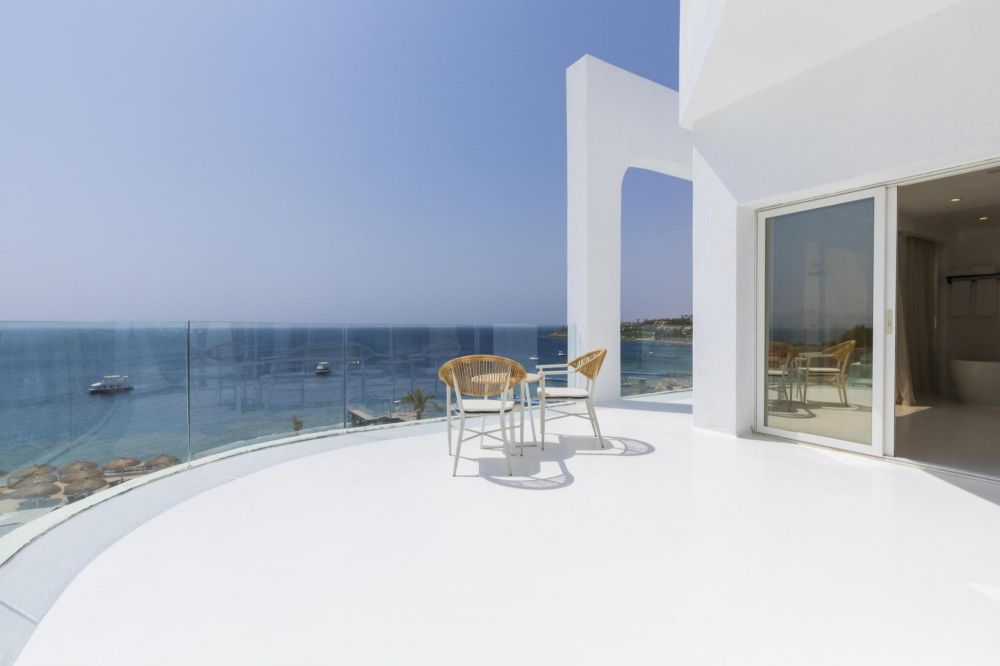 Hall of Fame Jacuzzi Suite, Meraki Sharm Resort | Adults Only (16+) 5*