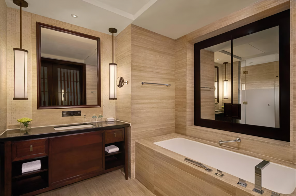 Ocean Room, Sheraton Shenzhou Peninsula Resort 5*